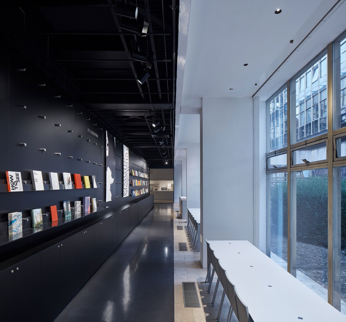 CAMP – Centro de Arquitectura y Planeamiento Metropolitano por NOT BAD. Fotografía por BoysPlayNice