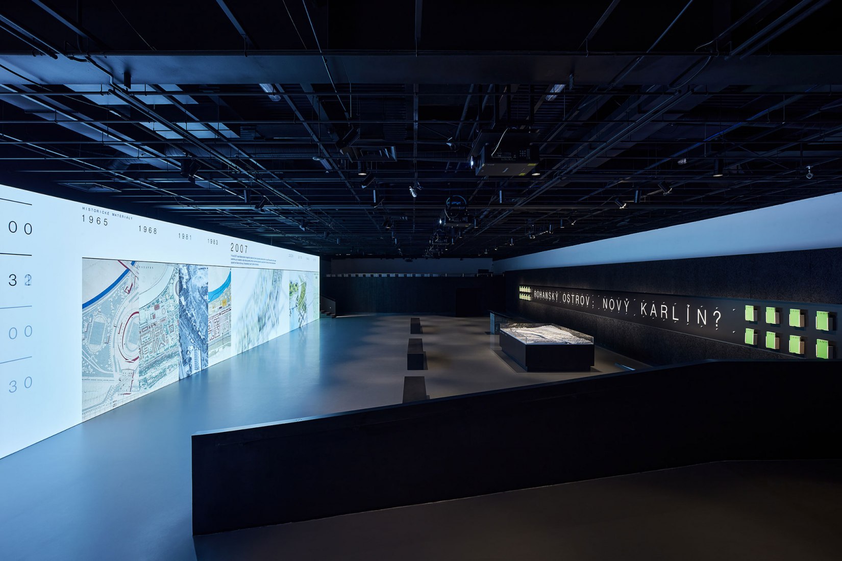 CAMP – Centro de Arquitectura y Planeamiento Metropolitano por NOT BAD. Fotografía por BoysPlayNice