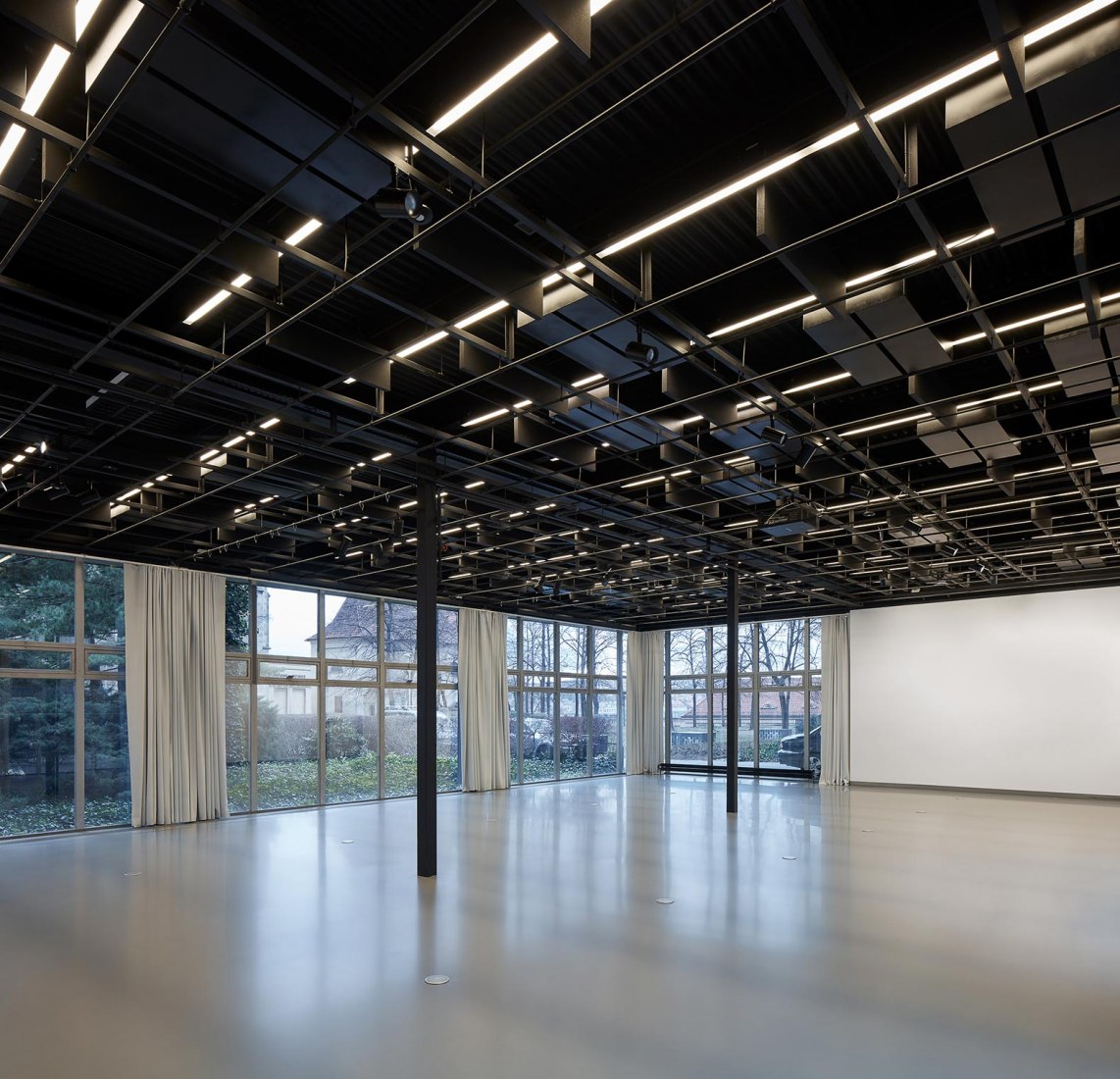 CAMP – Centro de Arquitectura y Planeamiento Metropolitano por NOT BAD. Fotografía por BoysPlayNice