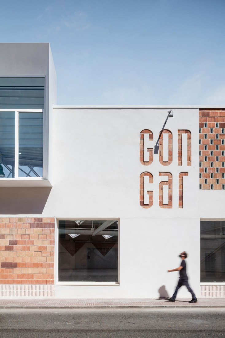 Facade detail. Rehabilitation and expansion of the Gon-Gar Workshops by NUA arquitectures. Photograph © Adriá Goula