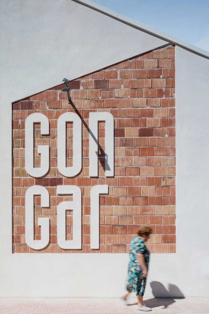 Facade detail. Rehabilitation and expansion of the Gon-Gar Workshops by NUA arquitectures. Photograph © Adriá Goula