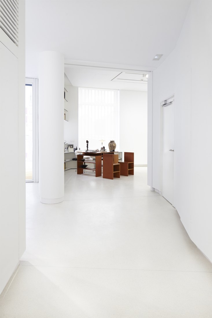 New space for the Elvira González Gallery by Marcos Corrales Lantero. Interior image. Photograph © Cuauhtli Gutiérrez.