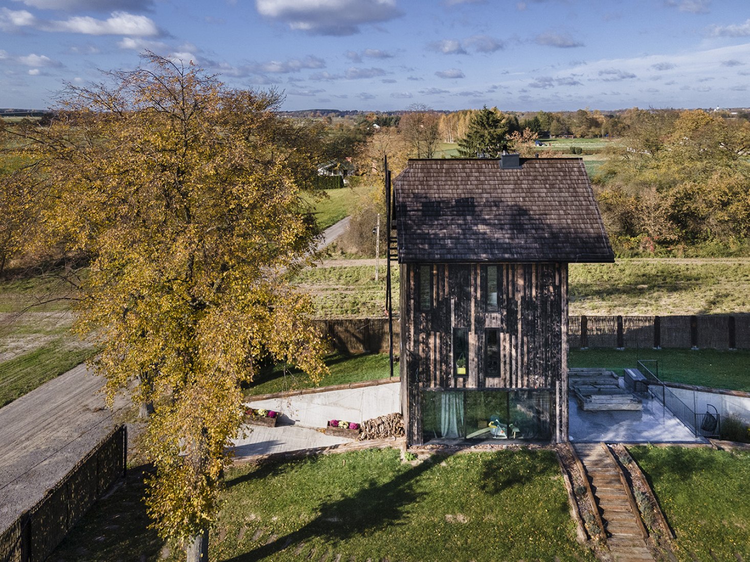 Windmill house by o4 architekci. Photograph by Rafał Chojnacki Fotografia Architektury.