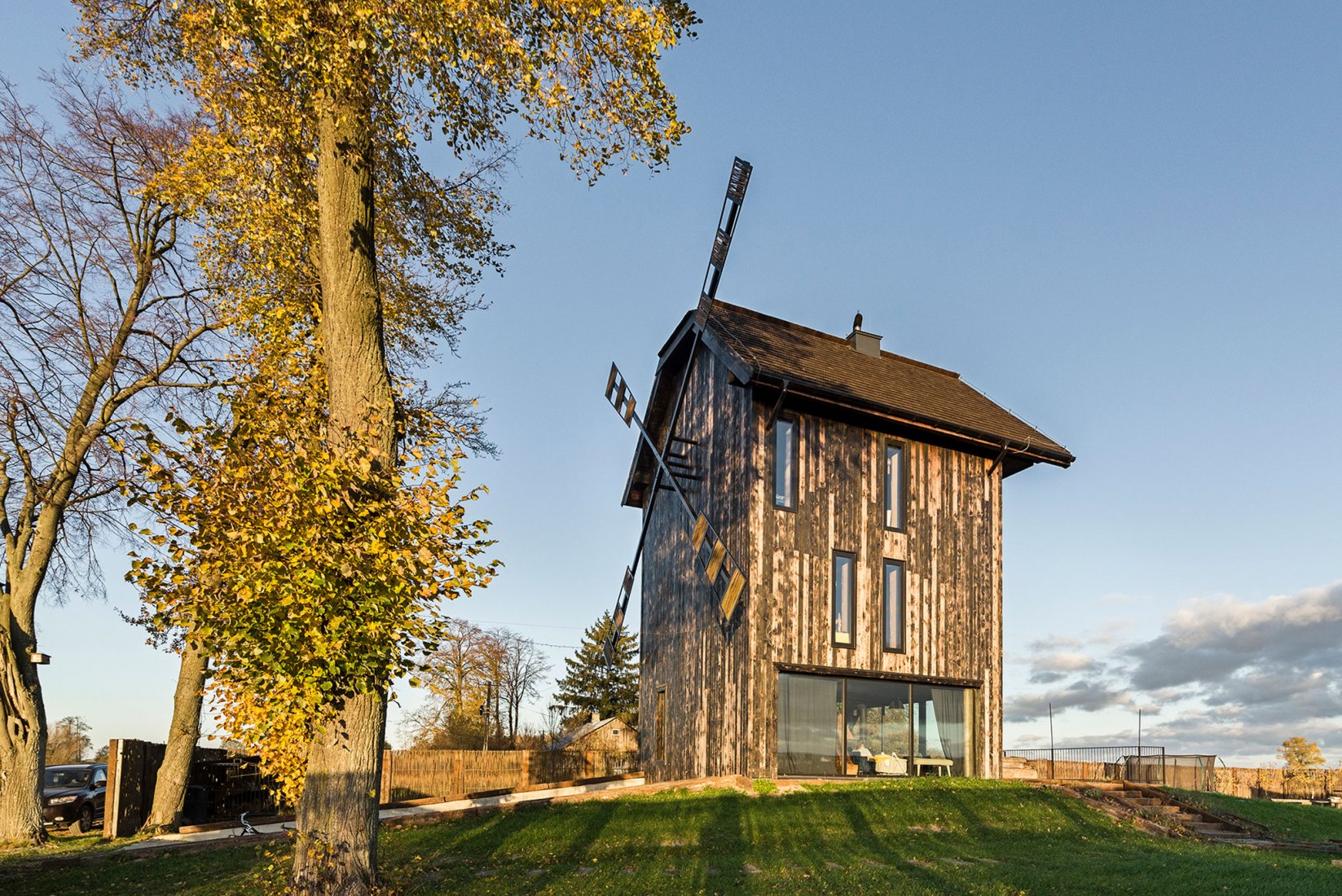 Windmill house by o4 architekci. Photograph by Rafał Chojnacki Fotografia Architektury.