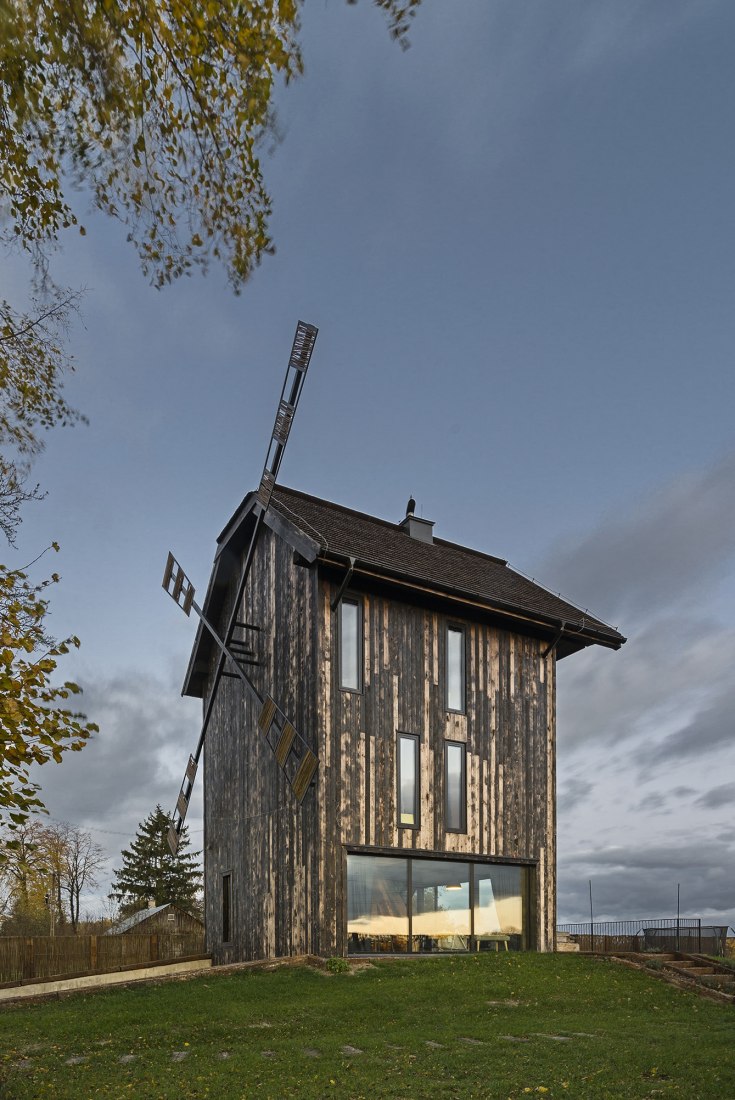 Windmill house by o4 architekci. Photograph by Rafał Chojnacki Fotografia Architektury.