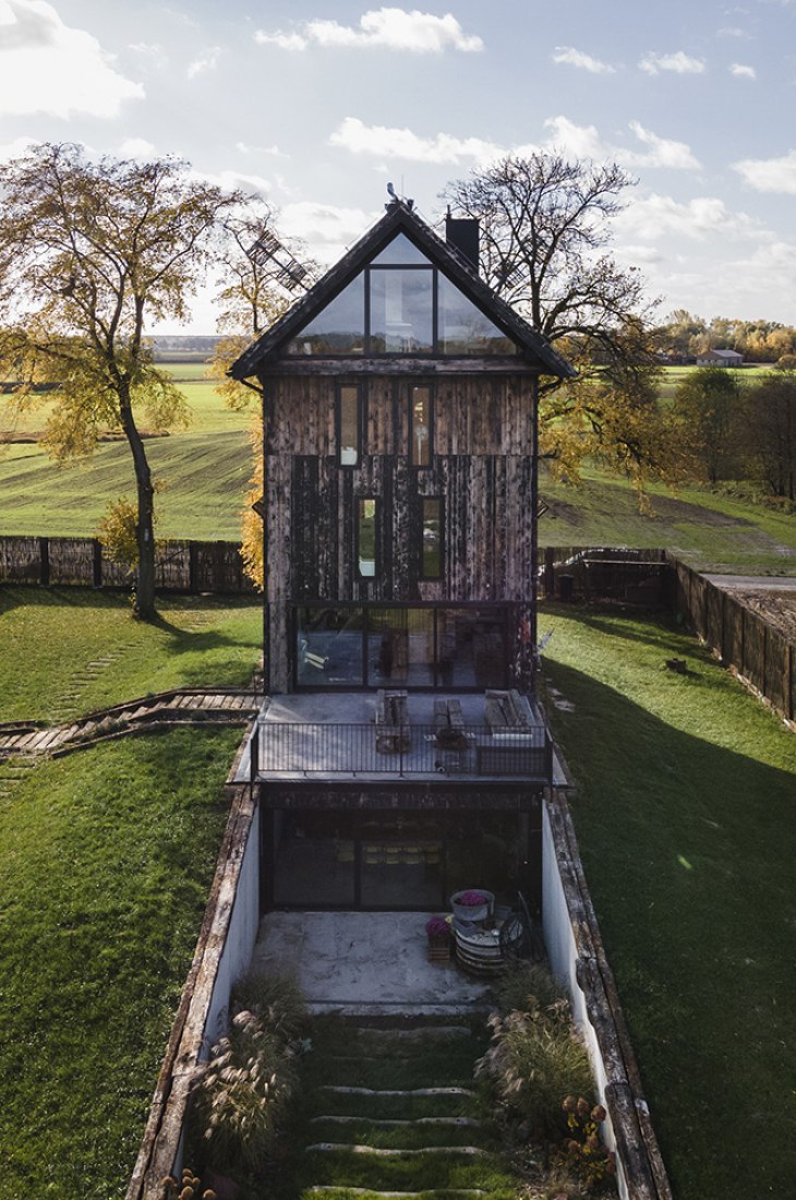 Windmill house by o4 architekci. Photograph by Rafał Chojnacki Fotografia Architektury.