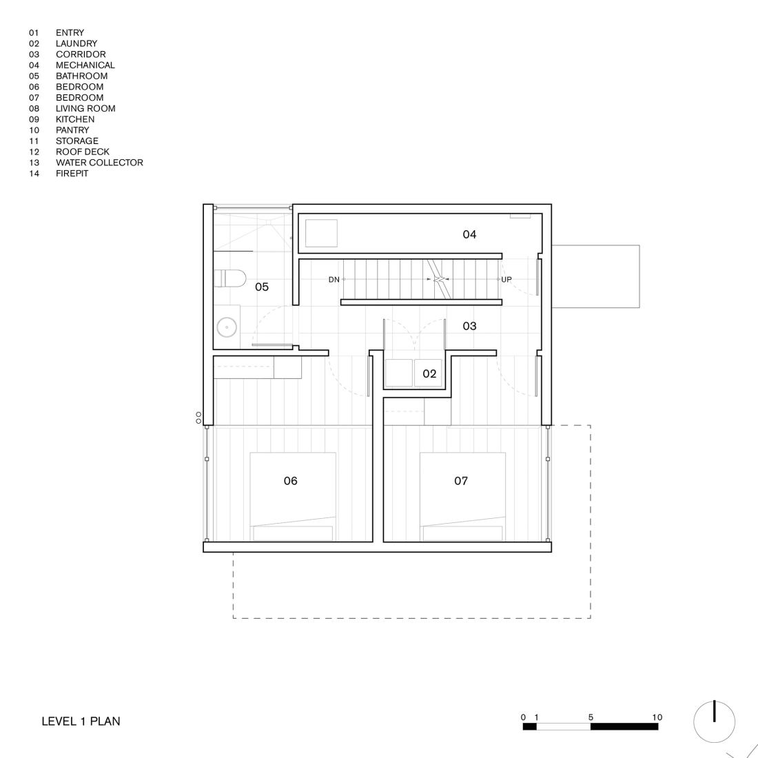 Plano de planta baja. Casa White Rock por Omar Gandhi Architects.