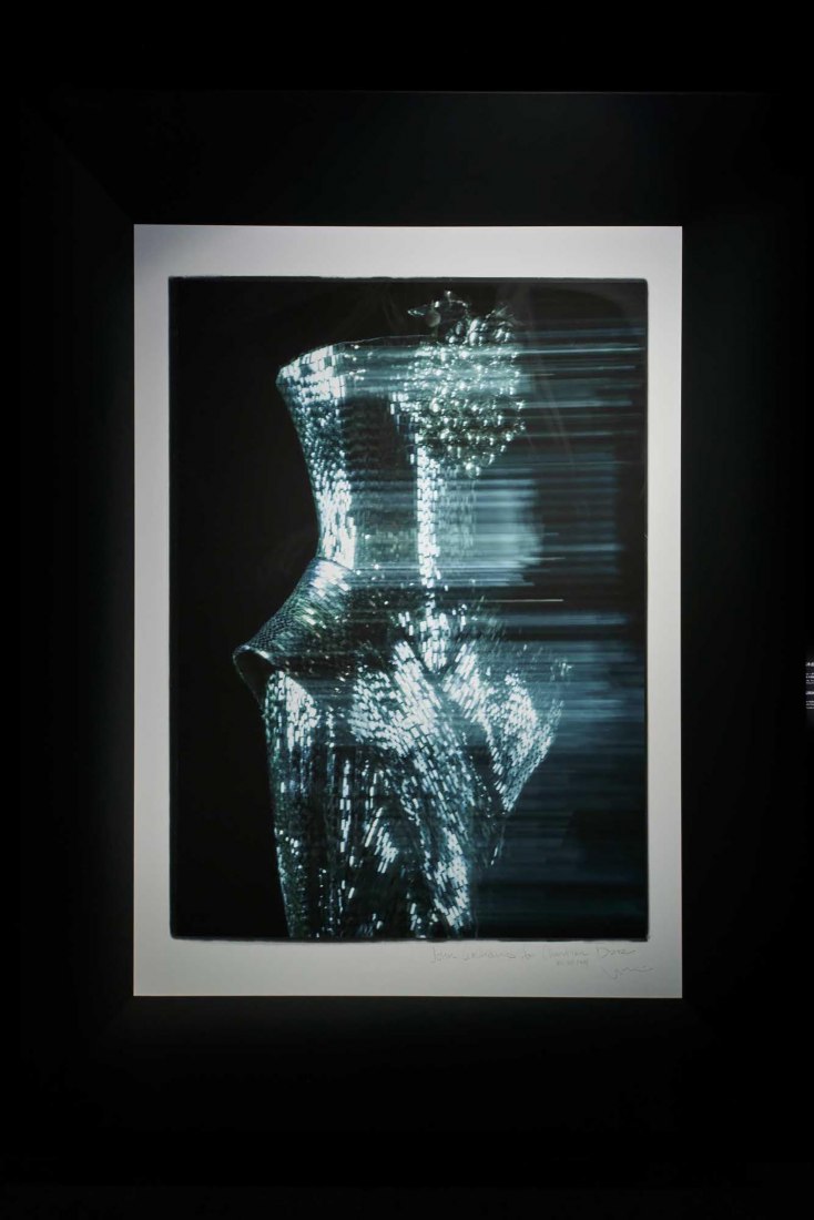 Christian Dior: Designer of Dreams by OMA opens in Tokyo. Fotografía por Daici Ano / Imagen cortesía de Dior.