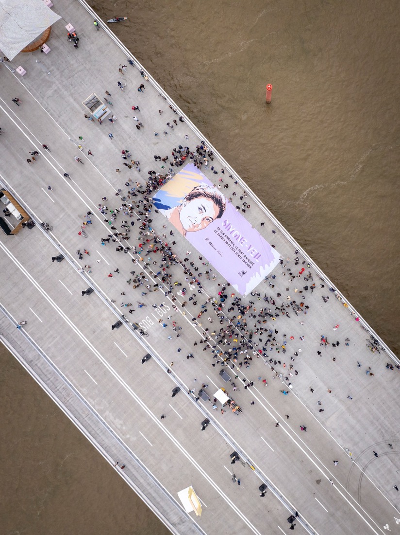 Puente Simone Veil por OMA. Fotografía por JB Menges.