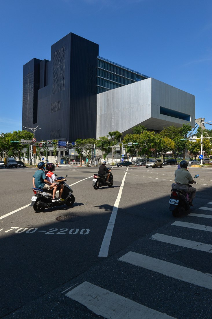 Centro de Artes Escénicas de Taipei por OMA. Fotografía de Chris Stowers