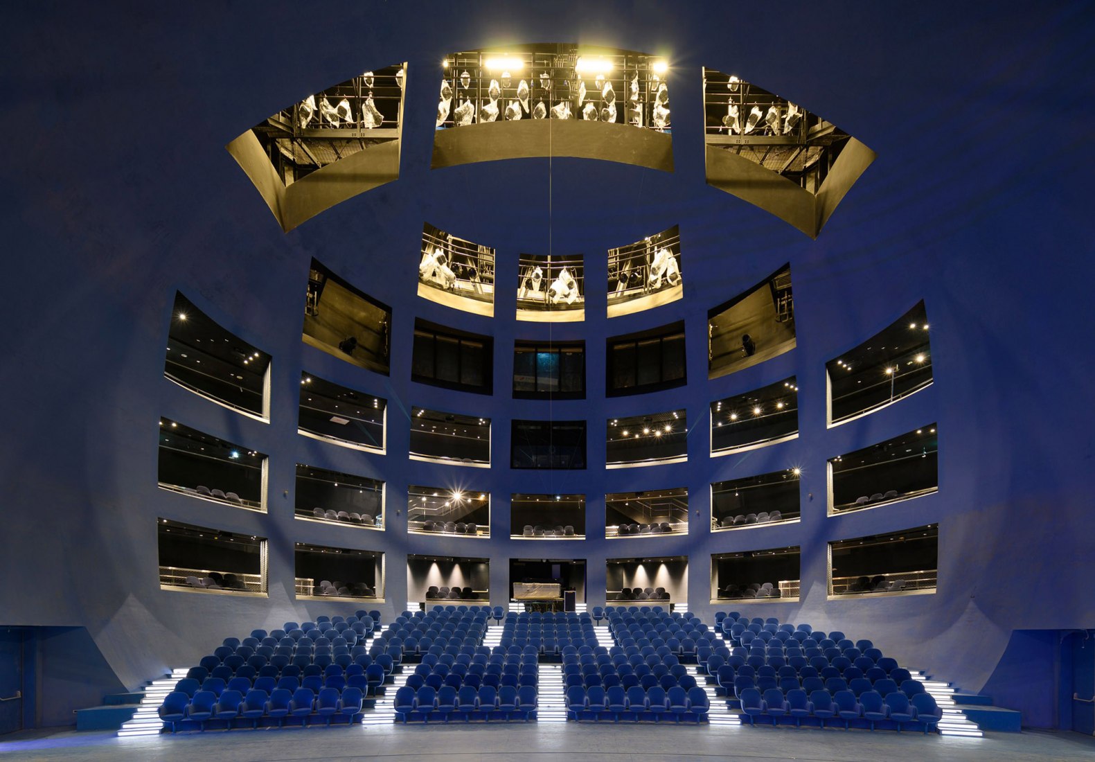 Centro de Artes Escénicas de Taipei por OMA. Fotografía de Shephotoerd Co. 