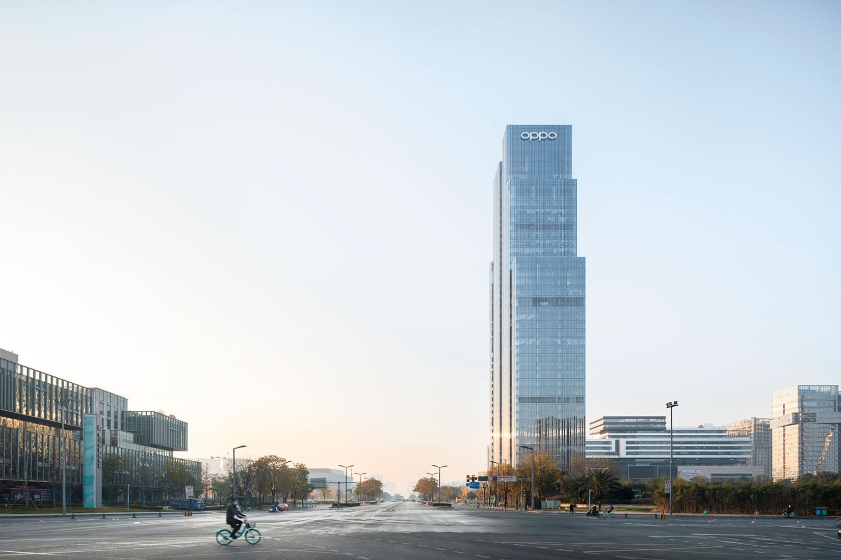 Torre Oppo, Centro de Investigación y Tecnología por Gianni Botsford Architects. Fotografía por Xiao Shihao.