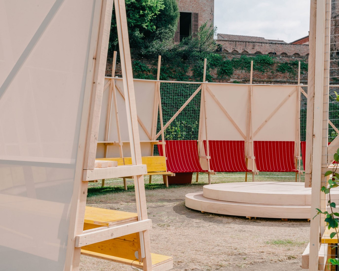 LuOgo by Orizzontale. Photograph by Gianluca Gasperoni.