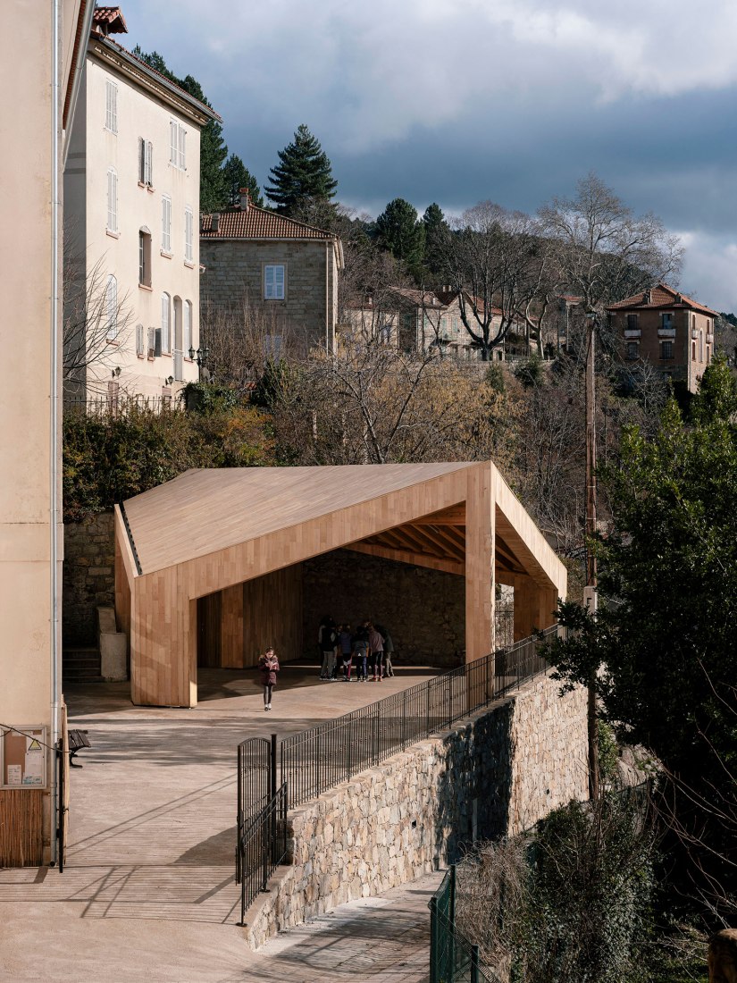  Auvent d'Evisa by Orma Architettura. Photograph courtesy of Orma Architettura.