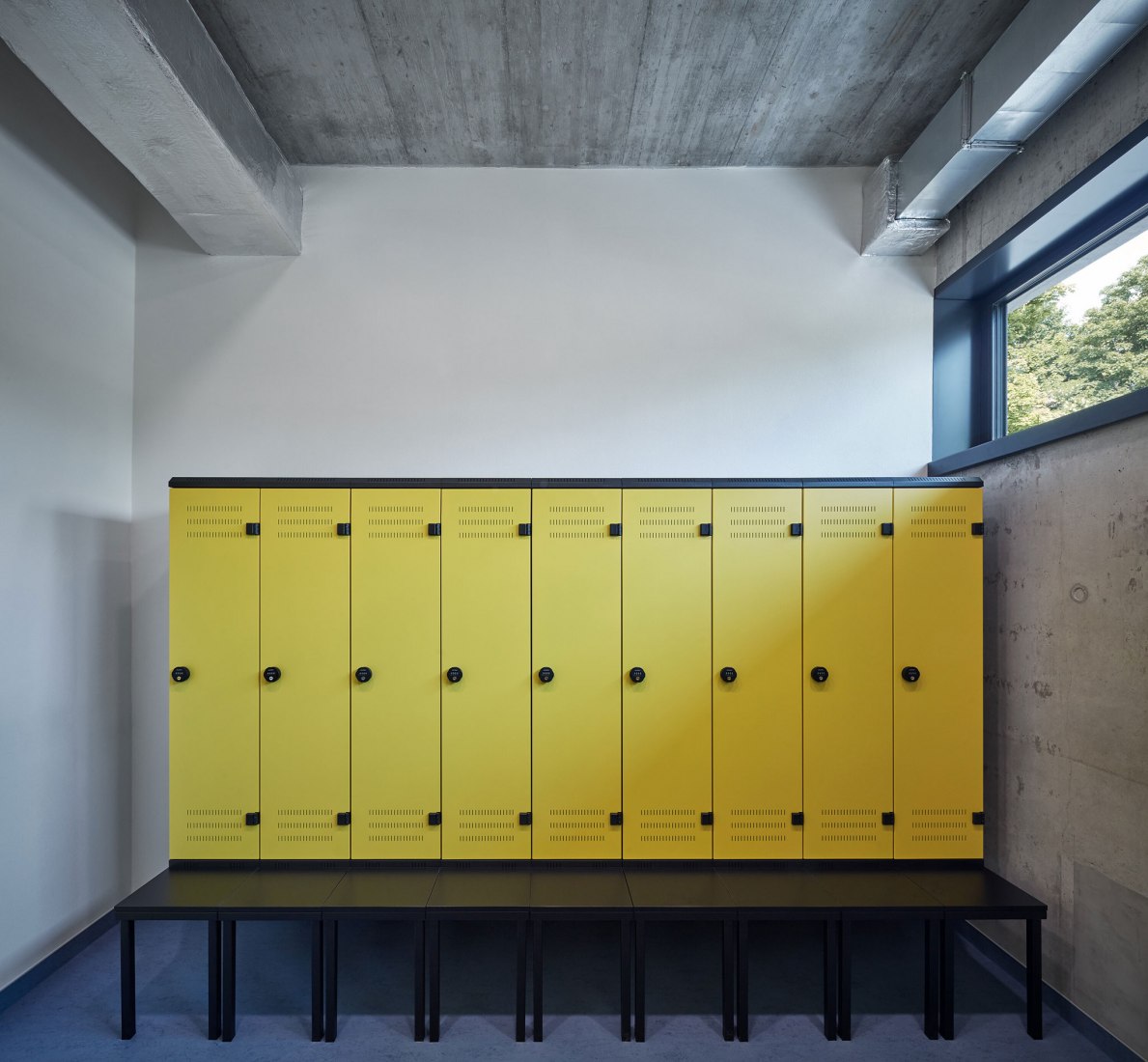 Pabellón deportivo en Borky por OV-architekti. Fotografía por BoysPlayNice.