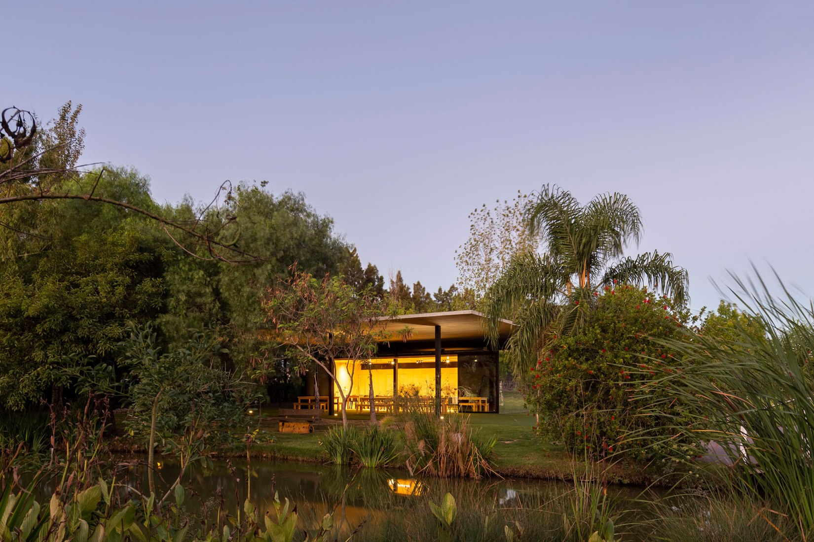 La Nave Pavilion by Estudio Pablo Gagliardo. Photograph by Ramiro Sosa.