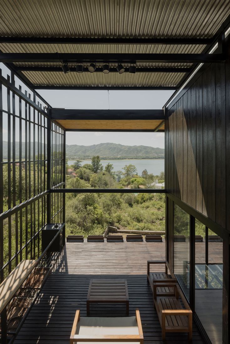 Casa Solar por Pablo Senmartin Arquitectos. Fotografía por Federico Cairoli.