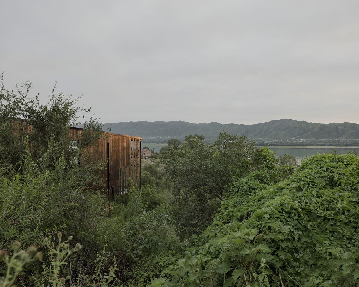Casa Solar por Pablo Senmartin Arquitectos. Fotografía por Federico Cairoli.