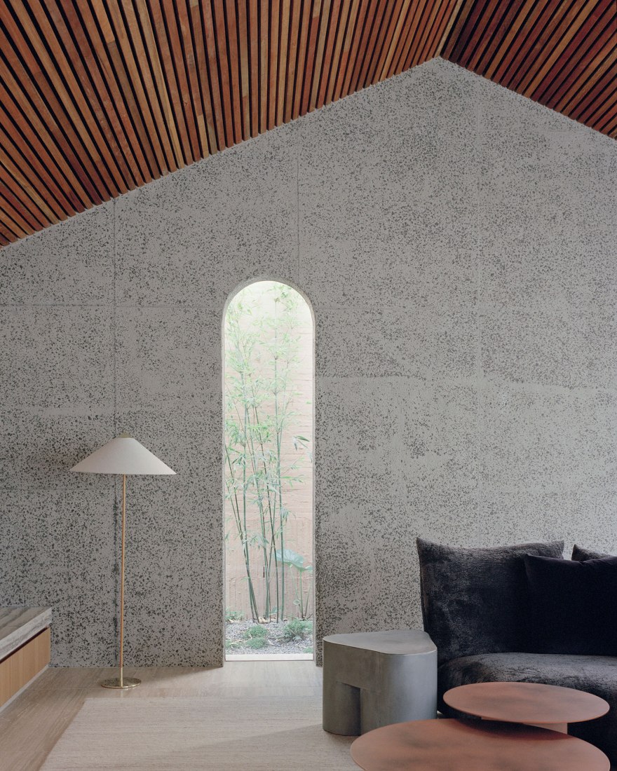 Glen Iris House by Pandolfini Architects. Photograph by Rory Gardiner.