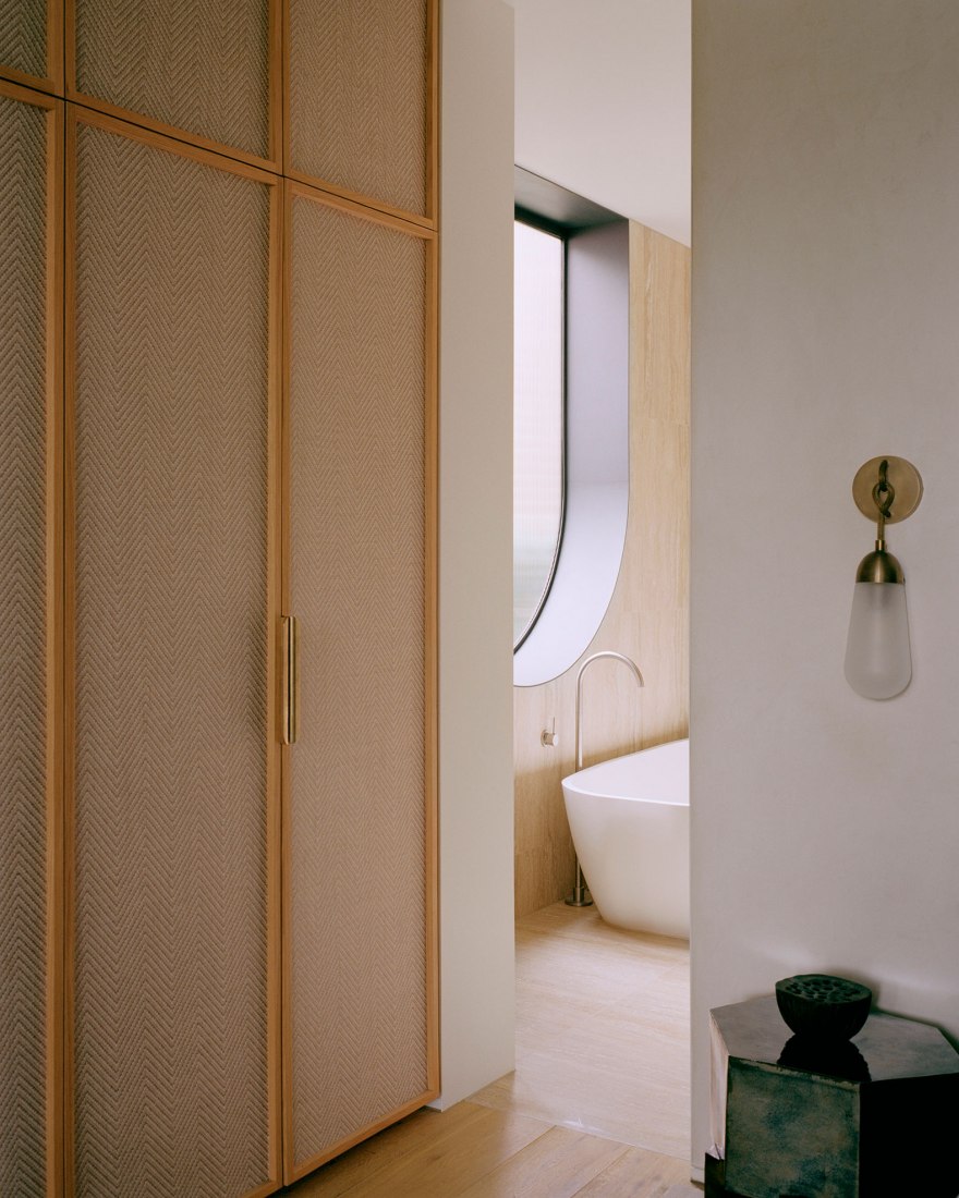 Glen Iris House by Pandolfini Architects. Photograph by Rory Gardiner.