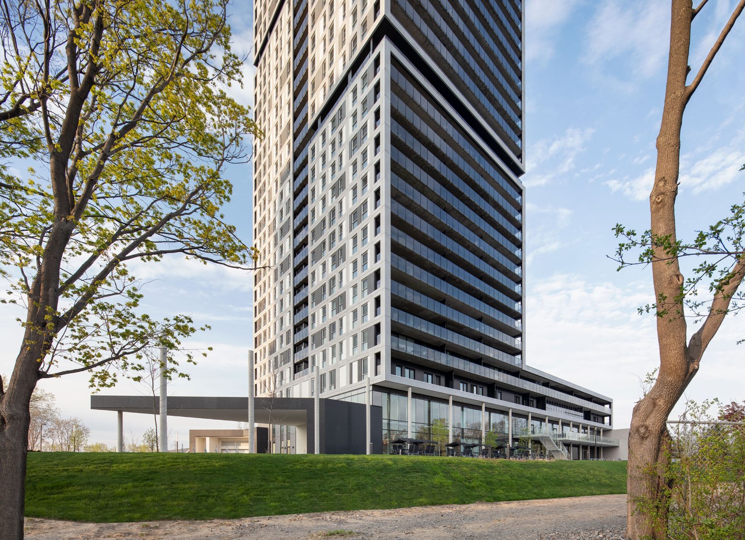 Panorama building by ACDF Architecture. Photograph by Adrien Williams