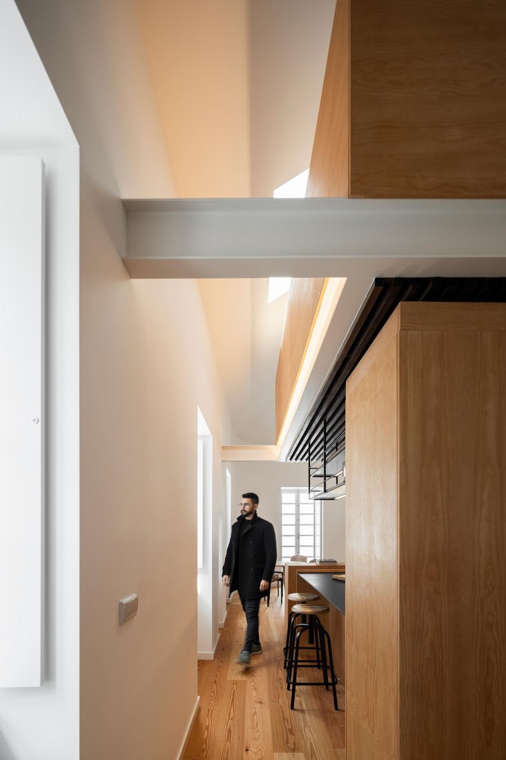 Casa dos Oleiros por Paulo Martins Arquitecto. Fotografía por Ivo Tavares Studio