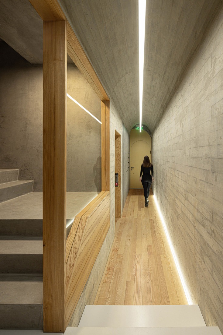 Boavista 339 by PAULO MERLINI architects. Photograph by Ivo Tavares Studio.