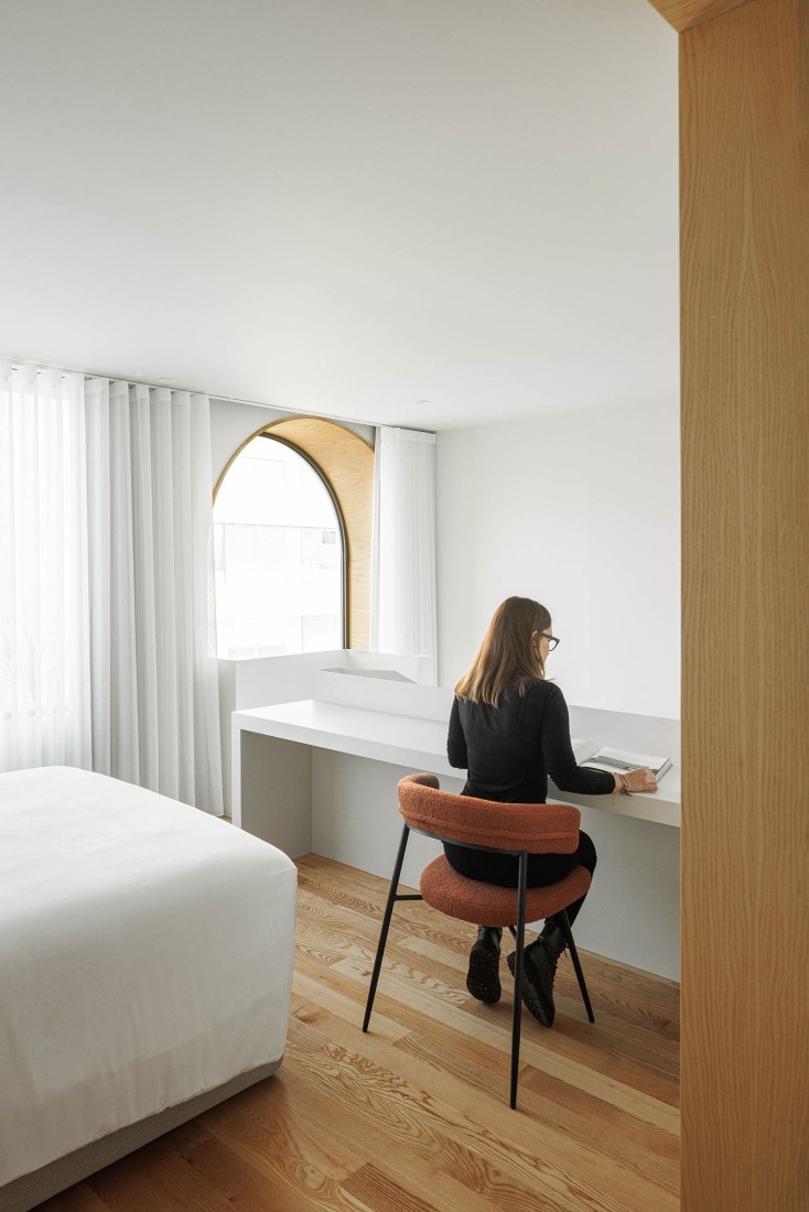 Boavista 339 by PAULO MERLINI architects. Photograph by Ivo Tavares Studio.