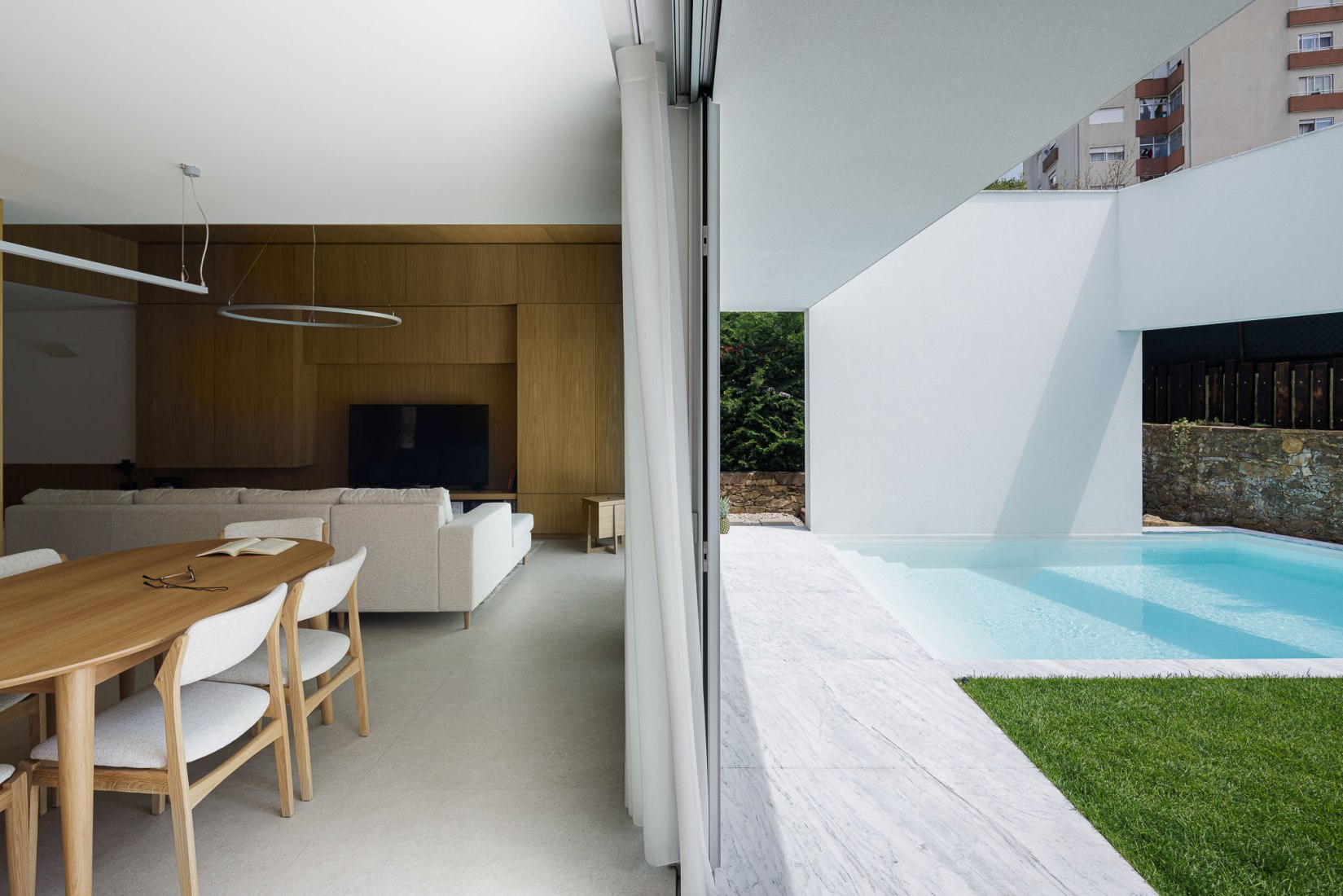 Forte House by pema studio. Photograph by Ivo Tavares.