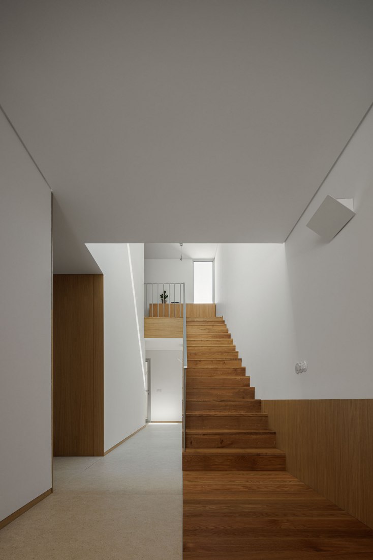 Forte House by pema studio. Photograph by Ivo Tavares.