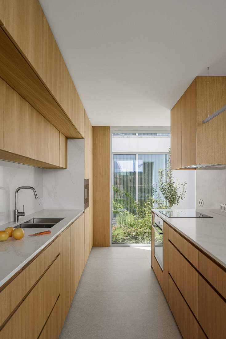 Forte House by pema studio. Photograph by Ivo Tavares.