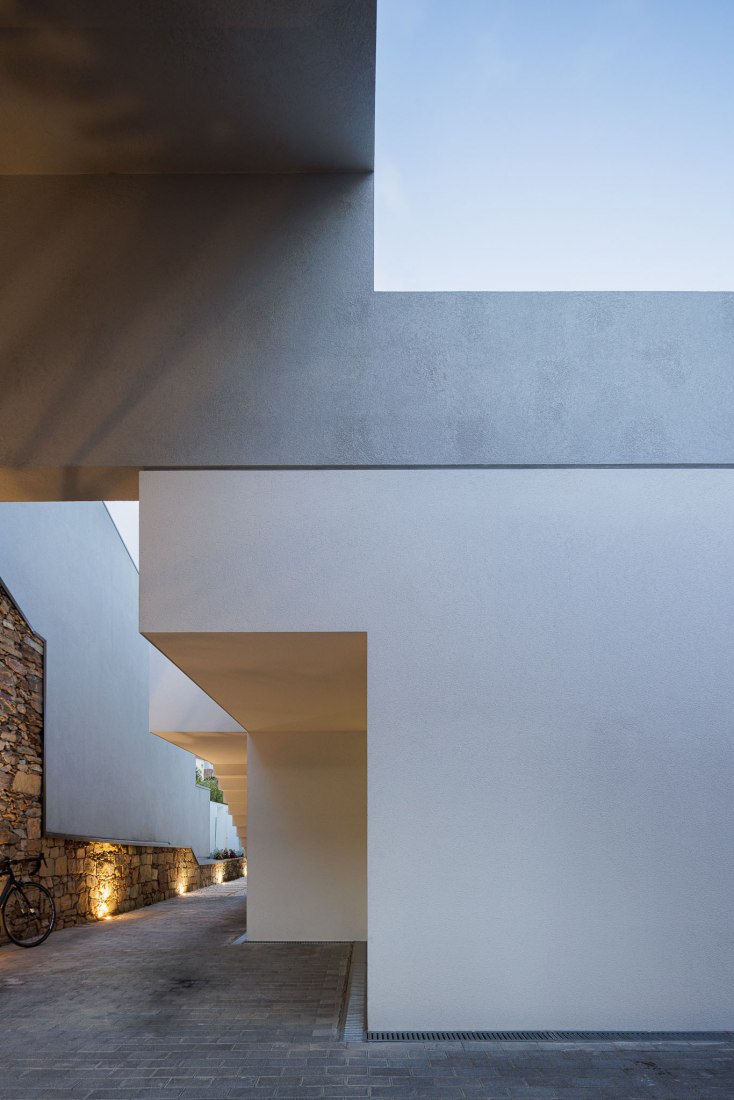Forte House by pema studio. Photograph by Ivo Tavares.