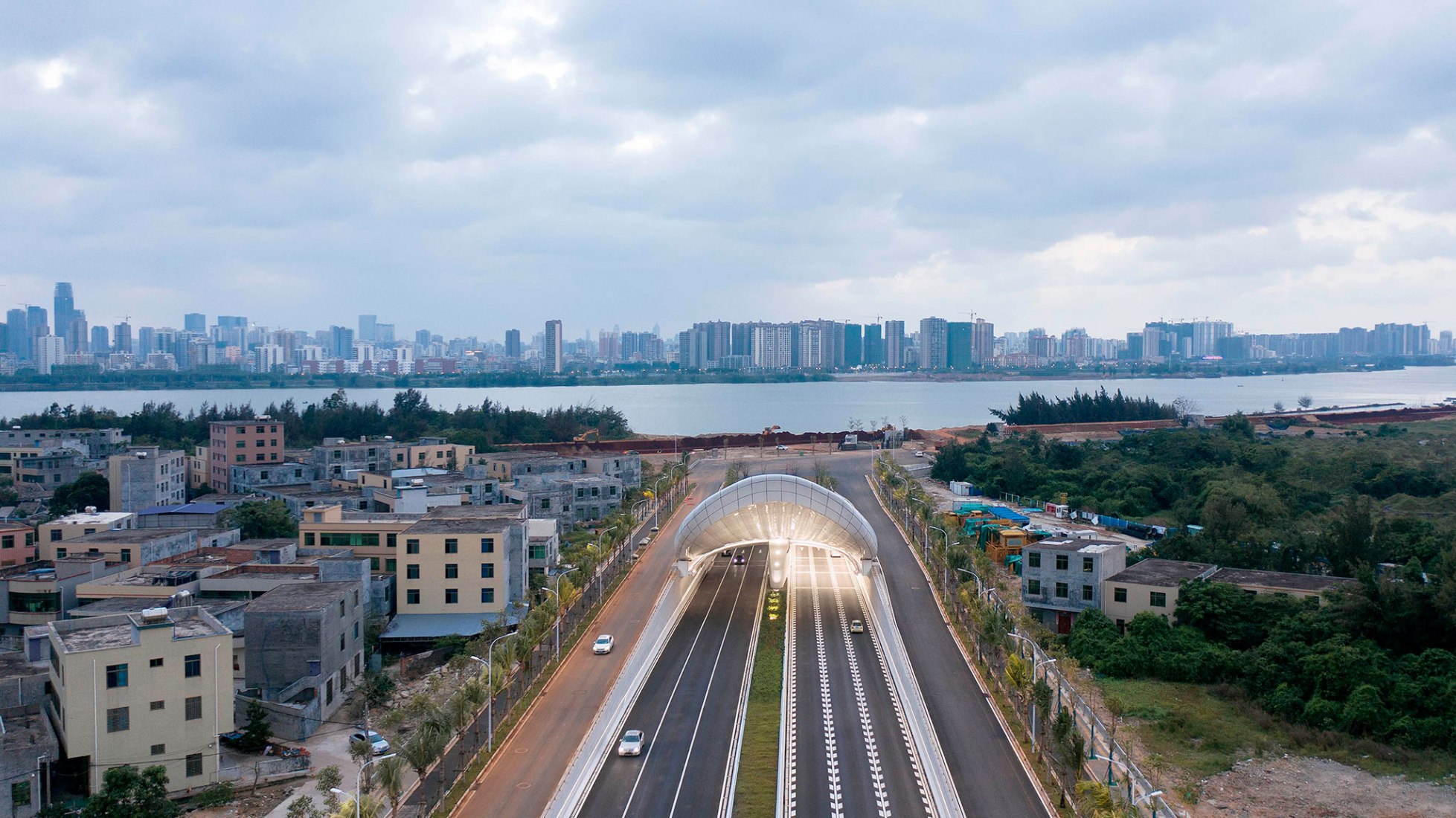 Wenming East Tunnel Entrances by Penda China. Photograph by Xia Zhi.