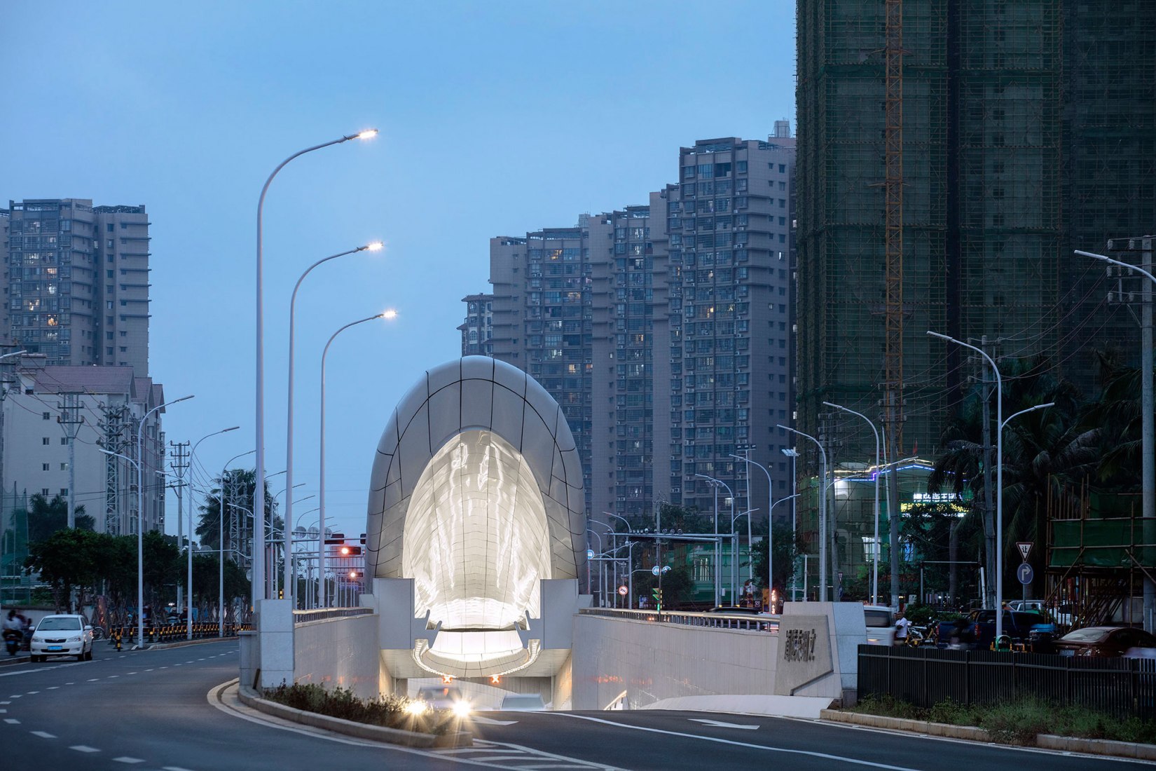 Wenming East Tunnel Entrances by Penda China. Photograph by Xia Zhi.