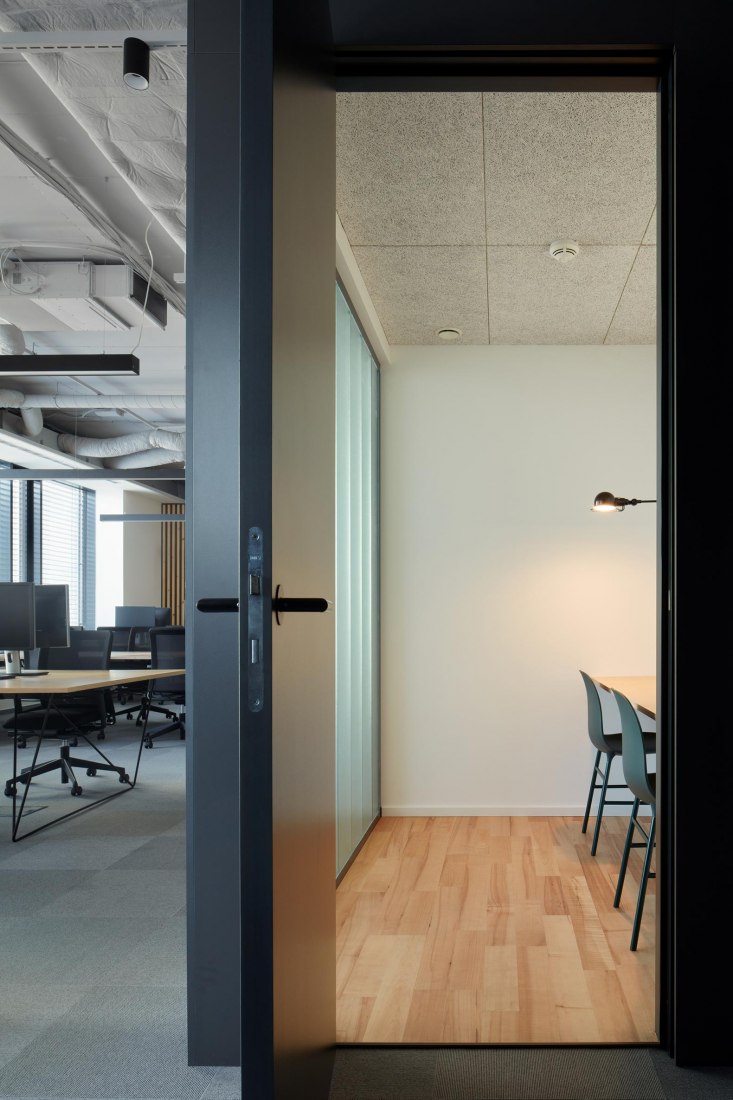Funtasty Offices by Studio Perspektiv. Photography by Jakub Skokan and Martin Tůma / BoysPlayNice
