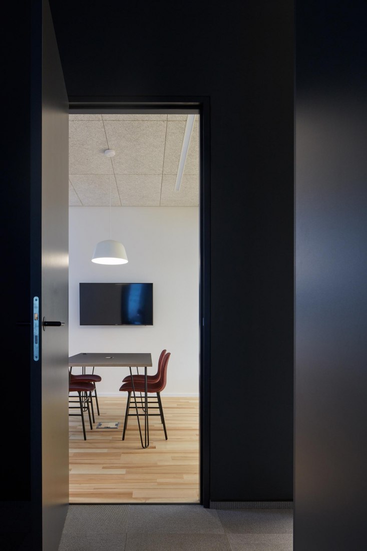 Funtasty Offices by Studio Perspektiv. Photography by Jakub Skokan and Martin Tůma / BoysPlayNice