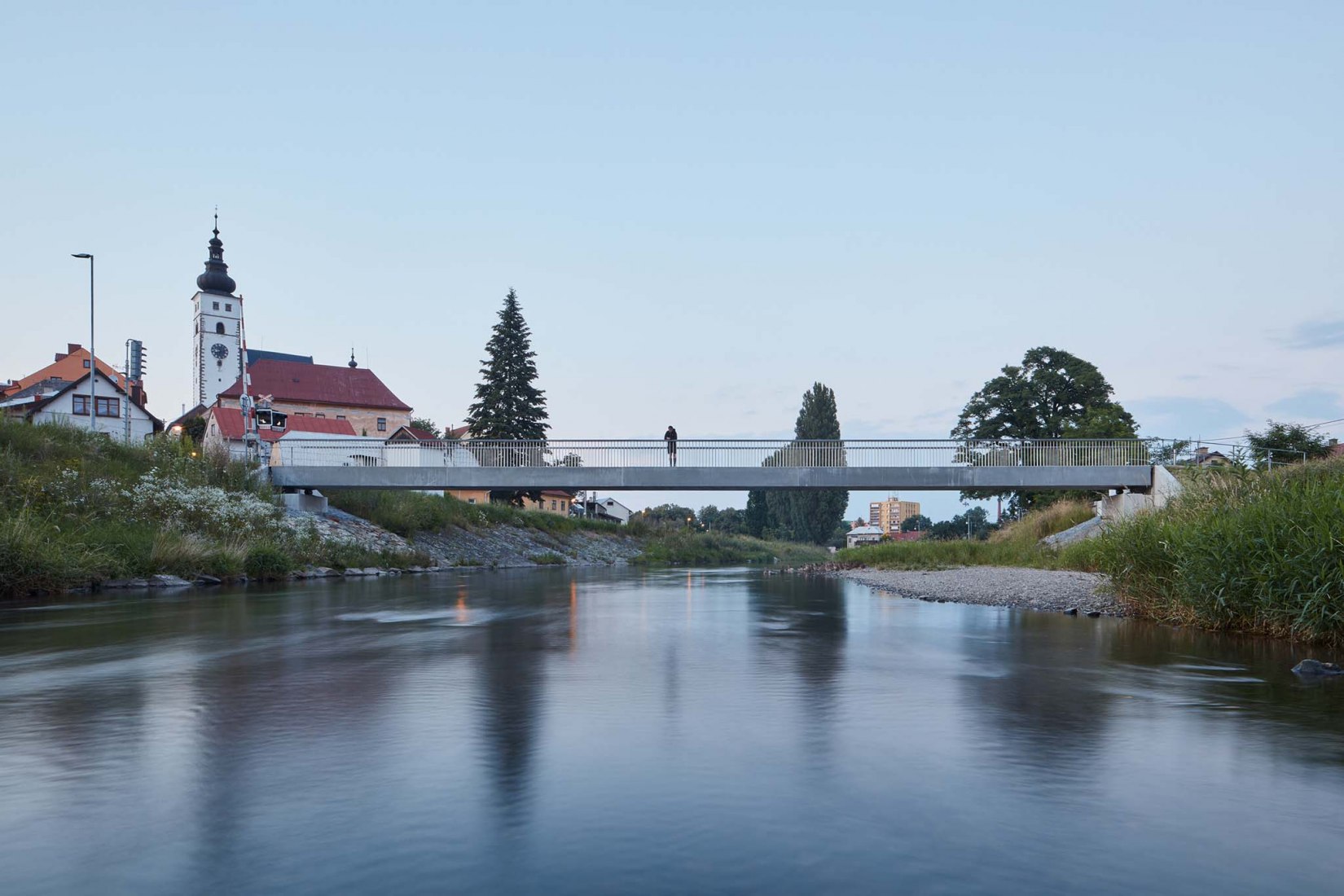 Footbridge in Příbor by Petr Tej, Marek Blank y Jan Mourek. Photograph by BoysPlayNice
