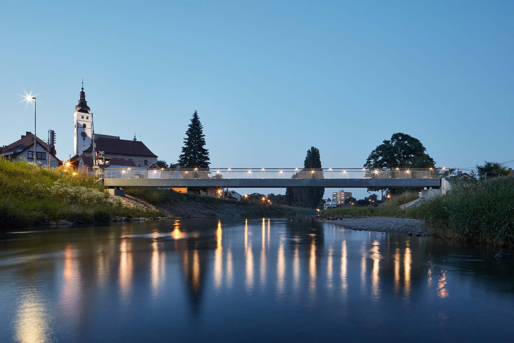Footbridge in Příbor by Petr Tej, Marek Blank y Jan Mourek. Photograph by BoysPlayNice