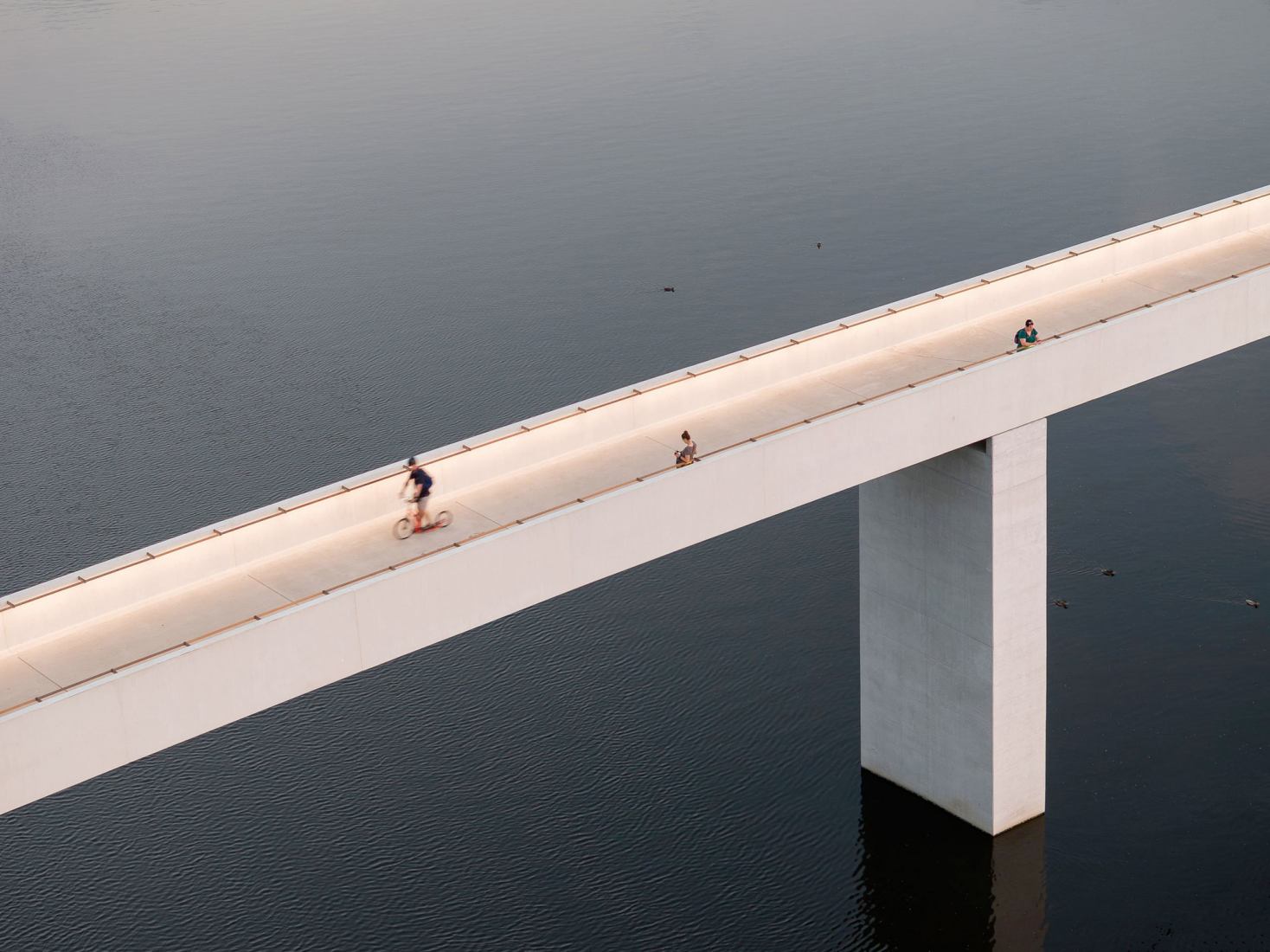 Štvanice Footbridge by Atelier Bridge Structures + Blank architekti. Photograph by Alex Shoots Buildings
