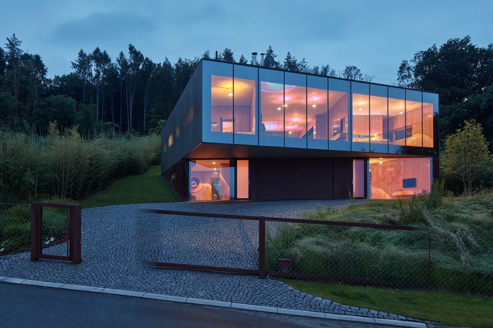 Casa Lazy por petrjanda/brainwork. Fotografía por BoysPlayNice