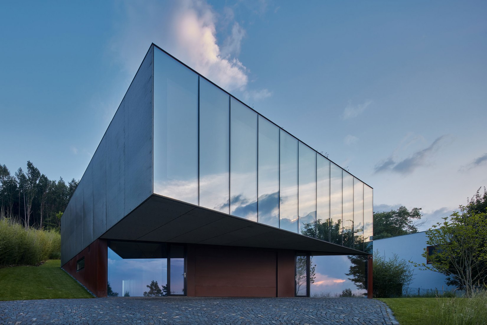 Casa Lazy por petrjanda/brainwork. Fotografía por BoysPlayNice