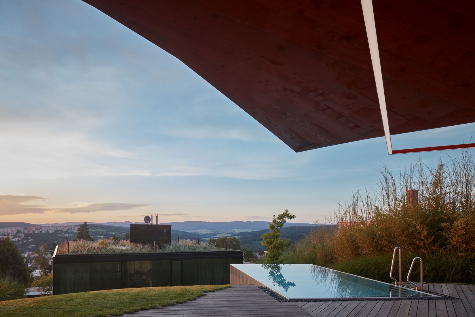 Casa Lazy por petrjanda/brainwork. Fotografía por BoysPlayNice
