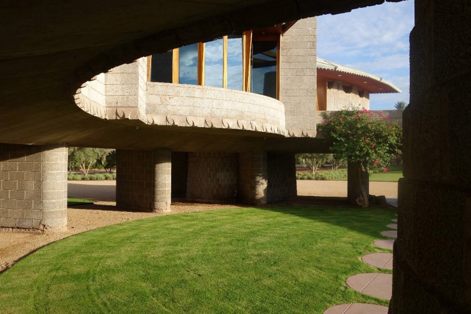 Frank Lloyd Wright house in Phoenix donated to Taliesin architecture ...
