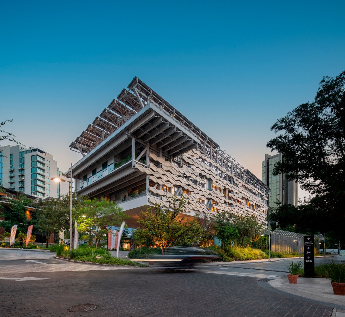 OUM Wellness por Picharchitects/PichAguilera. Fotografía por The Raws.