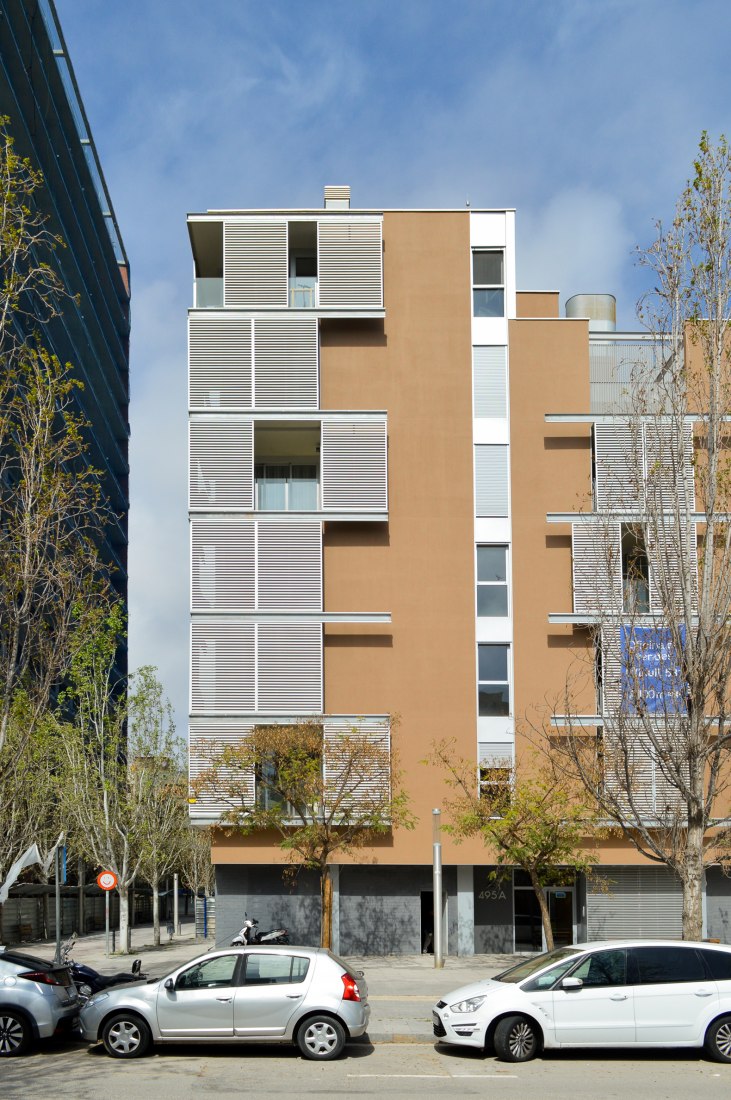Viviendas Sant Adrià por Picharchitects. Fotografía cortesía de Metrovacesa