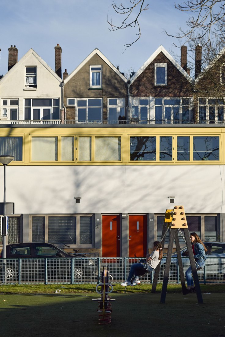 Kiefhoek neighborhood by Jacobus Johannes Pieter Oud. Photograph by Ramiro Isaurralde