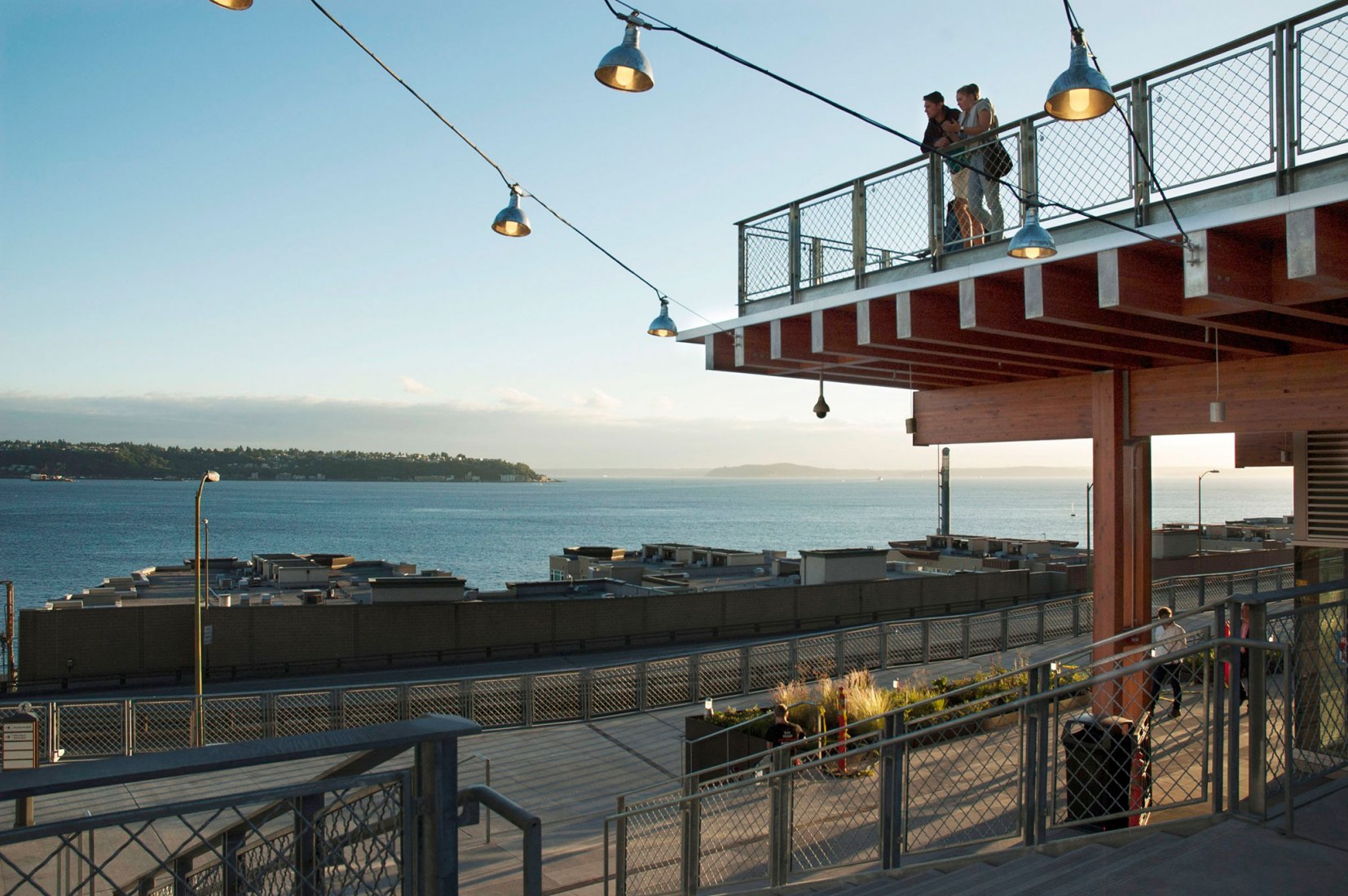 Pike Place MarketFront por The Miller Hull Partnership, LLP. Fotografía cortesía de los arquitectos