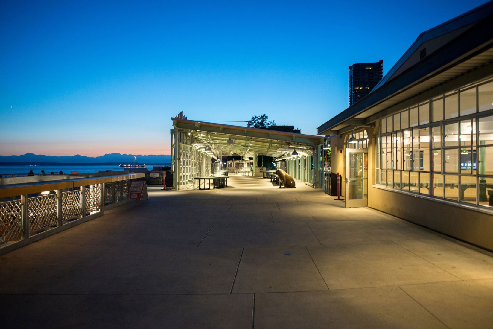 Pike Place MarketFront por The Miller Hull Partnership, LLP. Fotografía cortesía de los arquitectos