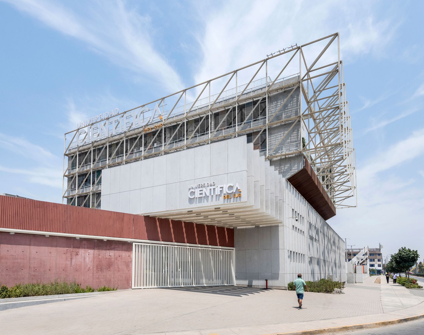 Campus Universitario de la Universidad Científica del Sur por Plan A. Fotografía por Renzo Rebagliati.