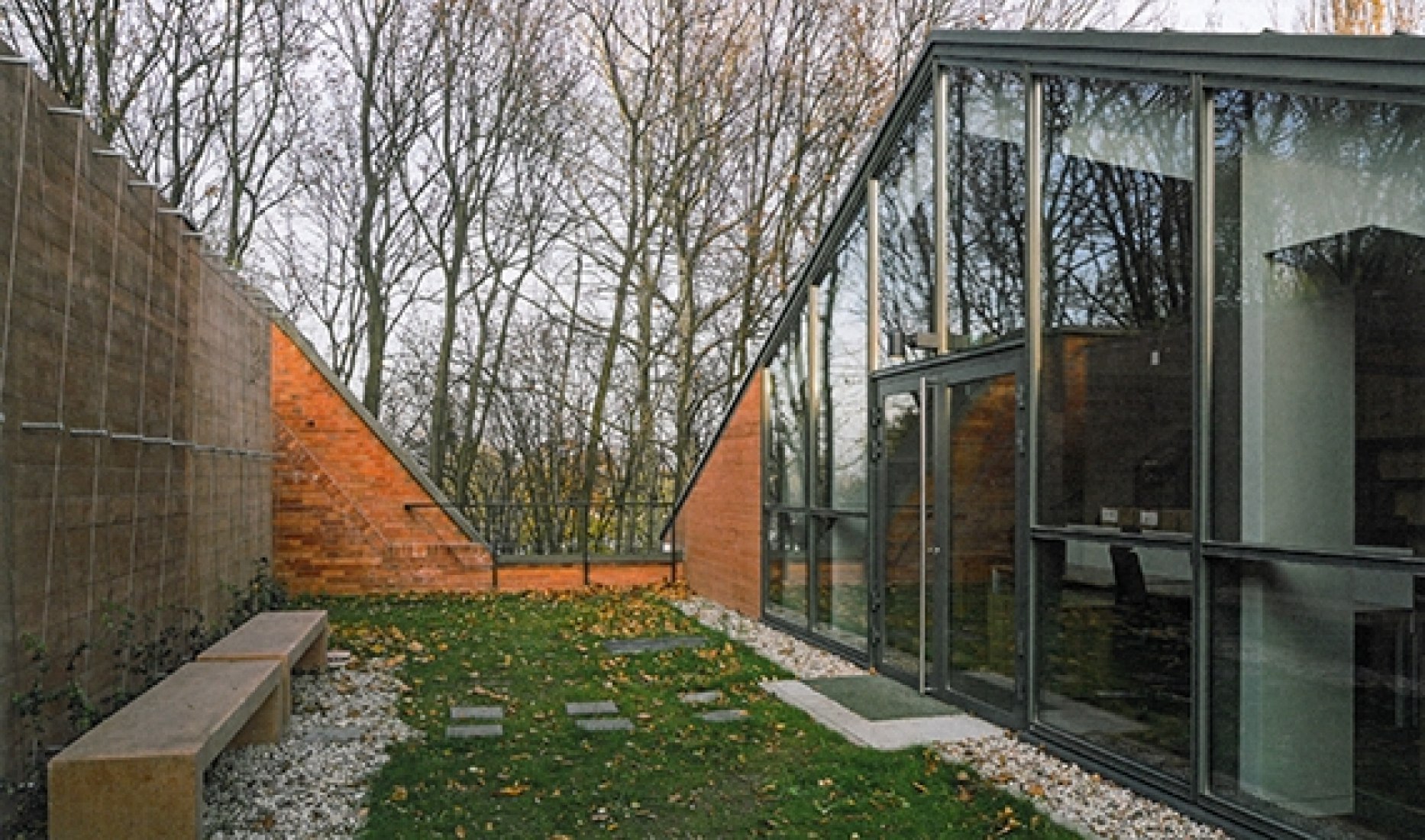 Katyń Museum by BBGK Architekci. Photograph by Juliusz Sokolowski.